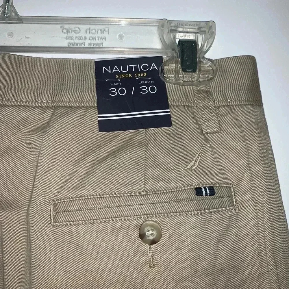 Nautica Flat Front Khaki Pants​​